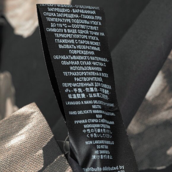 Liviana Conti Black Floral-Print Cotton-Poplin Oversized Shirt Jacket - Picture 12 of 12